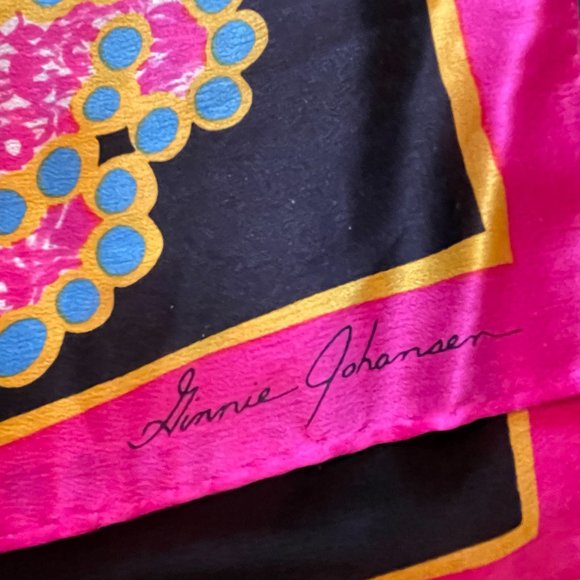 Knockout Ginnie Johansen Vibrant 100% Silk Scarf Heart Spade Pattern 80s LG NWOT - Picture 7 of 7